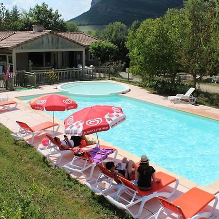 Causses & Vallees Vacances Ξενοδοχείο Saint-Georges-de-Luzençon Εξωτερικό φωτογραφία