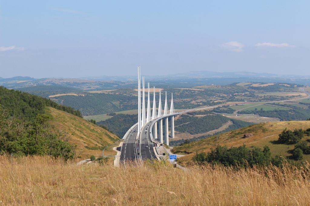 Causses & Vallees Vacances Ξενοδοχείο Saint-Georges-de-Luzençon Εξωτερικό φωτογραφία